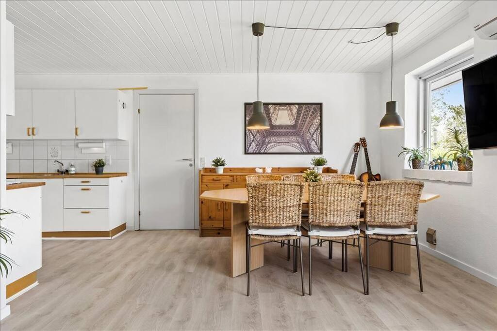 House Near Public Transport Vila Lystrup Exterior foto